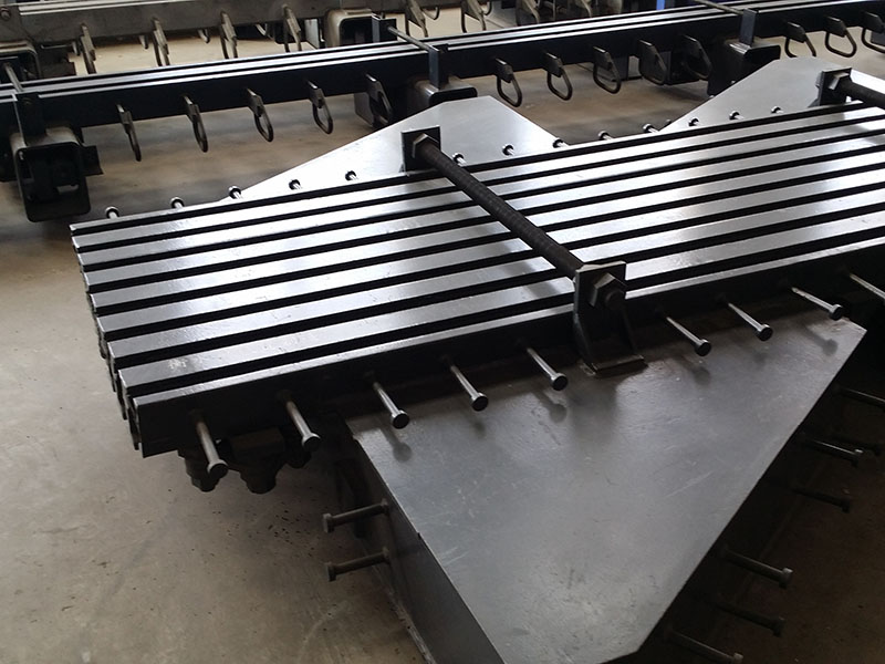 ������s�b��